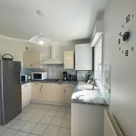Au Bonheur Des Roses, Parking, Terrasse & Jardin Apartment Veyrier-du-Lac